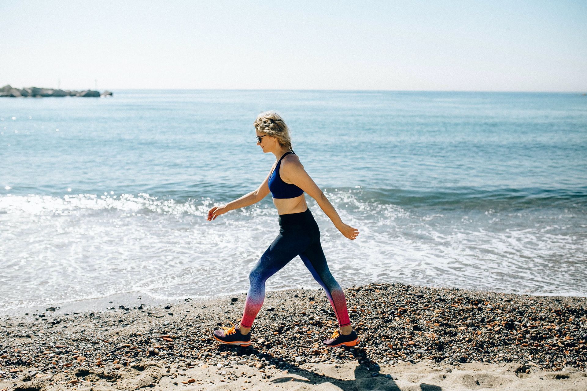 Brisk walking is the most secure method of burning extra fat. (Image via Pexels/ Nataliya Vaitkevich)