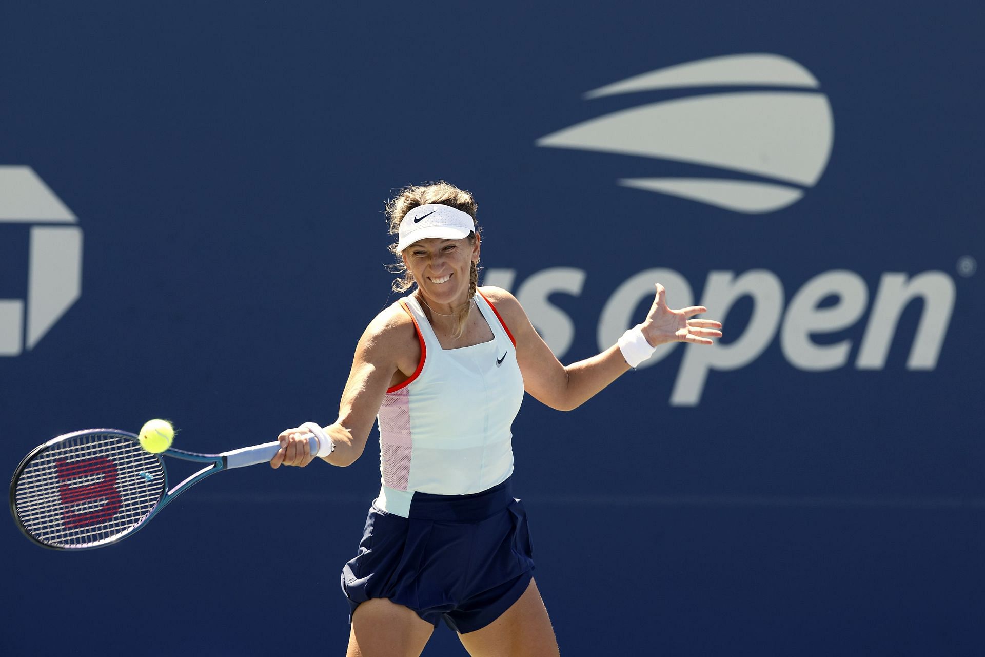 Victoria Azarenka at the 2022 US Open - Day 4