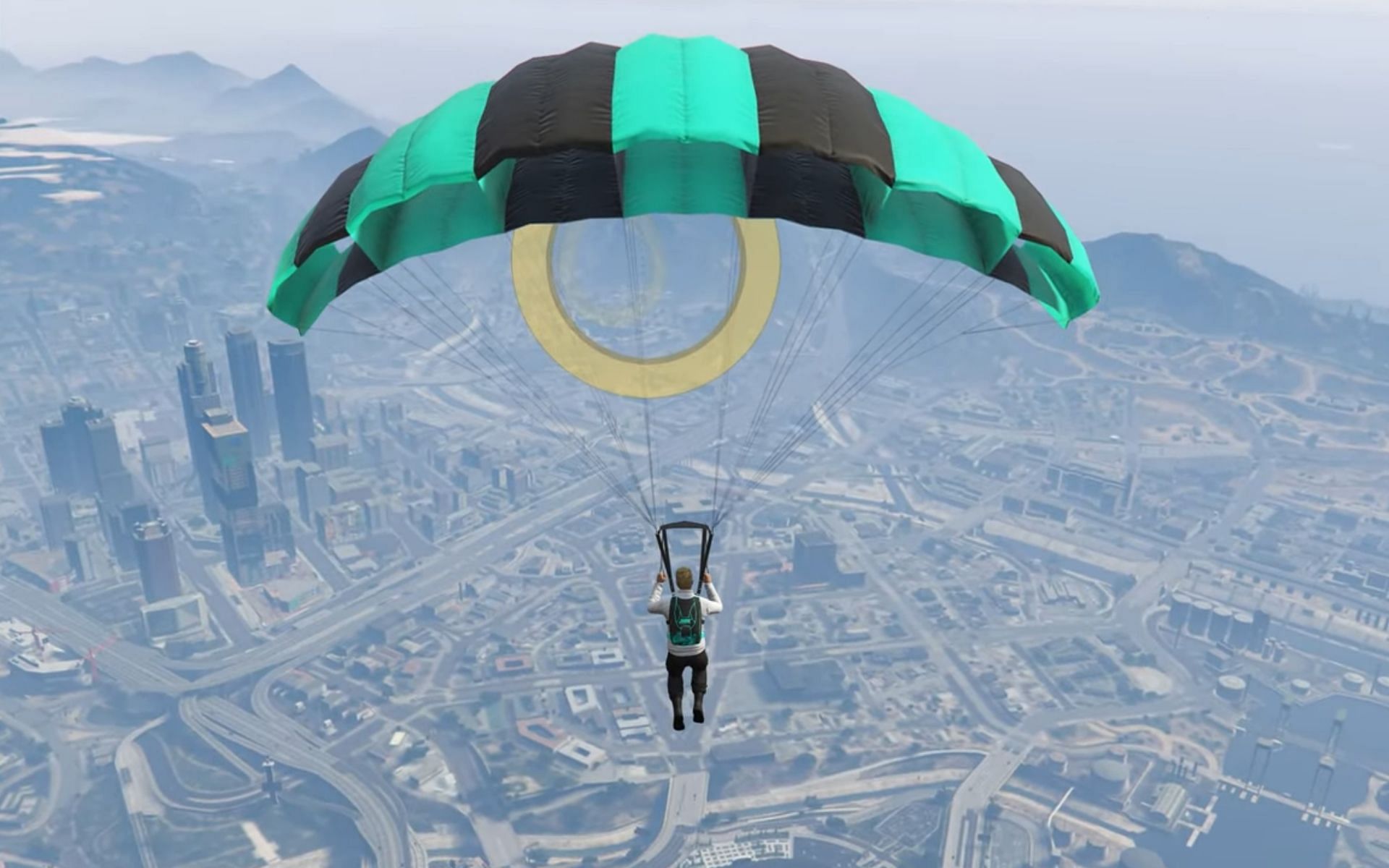 GTA Online weekly update adds skydiving side activity