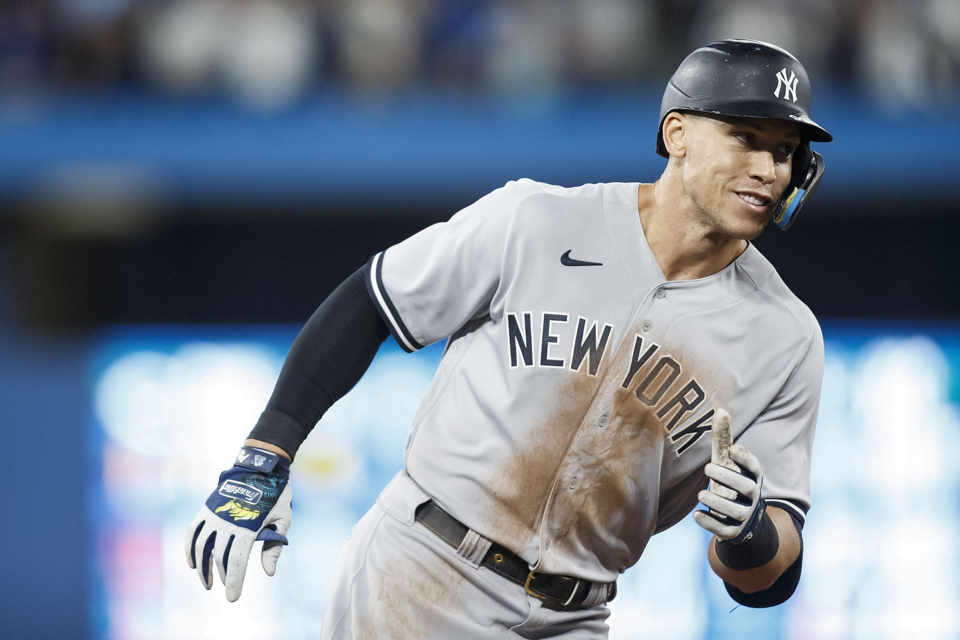 I do. I think most people do” - Roger Maris Jr. considers Barry Bonds and Mark  McGwire's home run elite list inclusion illegitimate as Aaron Judge ties  his father's record