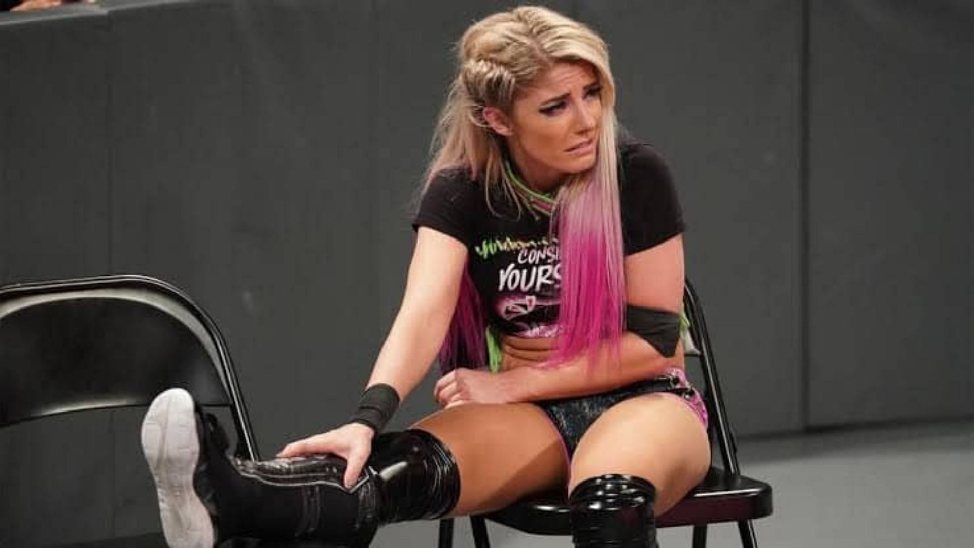 Alexa Bliss lost to Bayley on this week