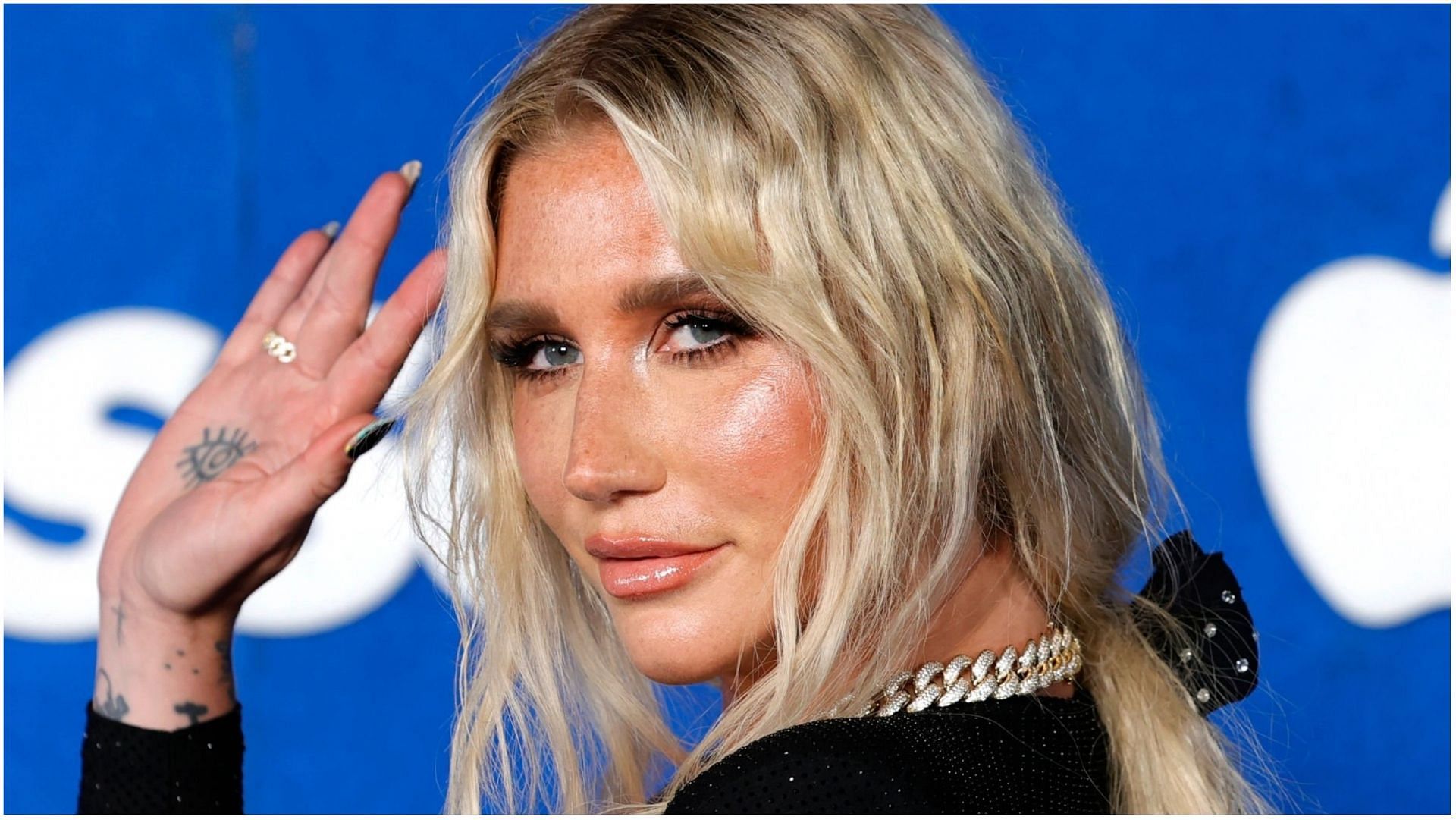 Kesha said a few words for Taylor Hawkins towards the end of the show (Image via Frazer Harrison/Getty Images)