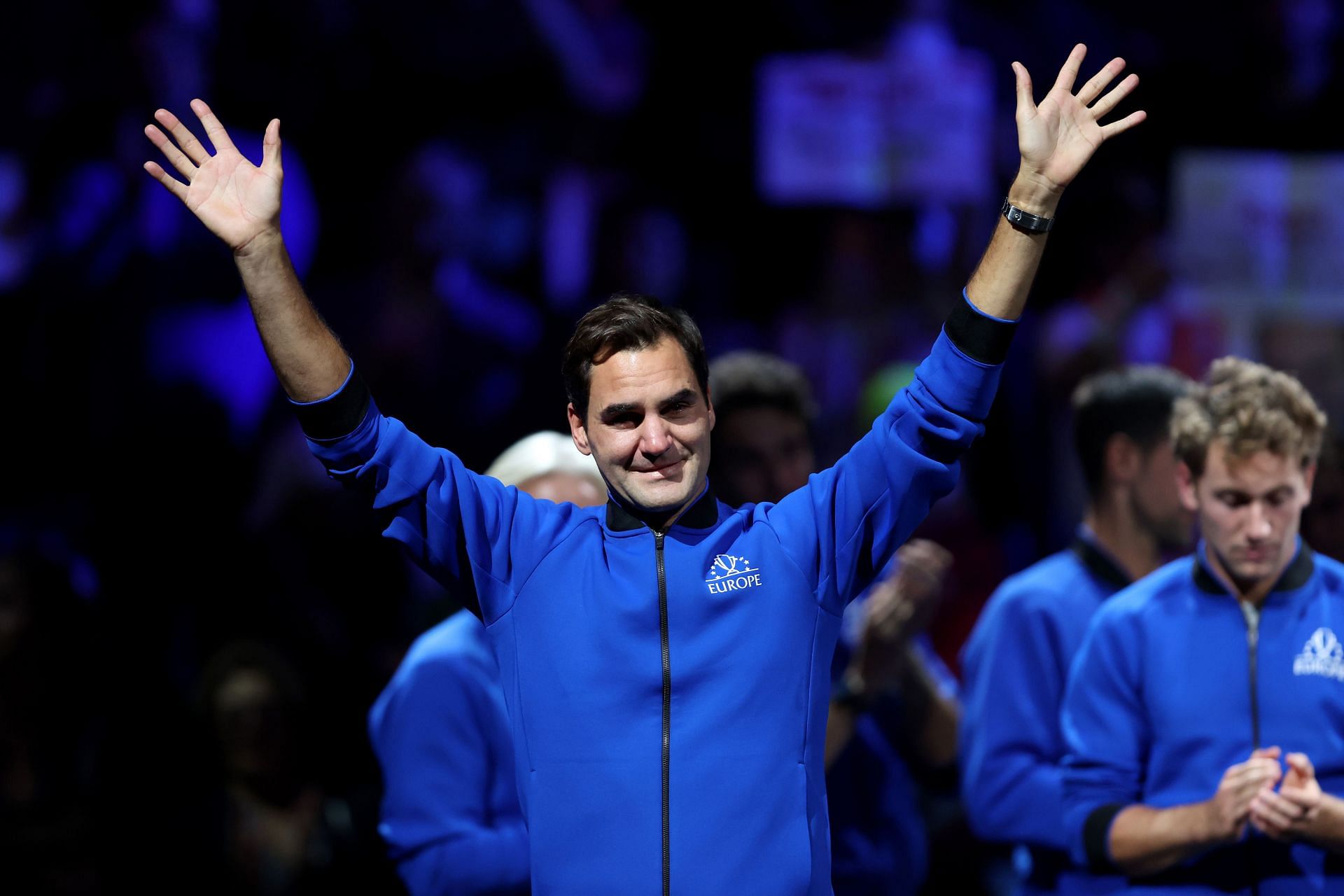 Roger Federer waves to the Laver Cup crowd as he bids goodbye to tennis.