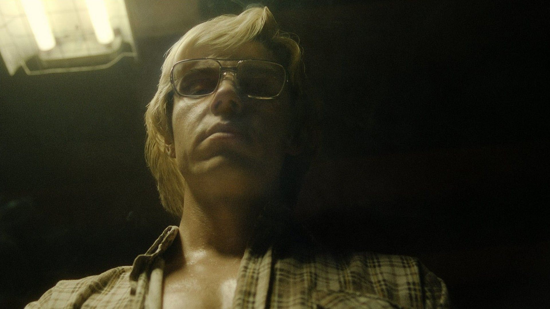 Evan Peters as Jeffrey Dahmer in the series