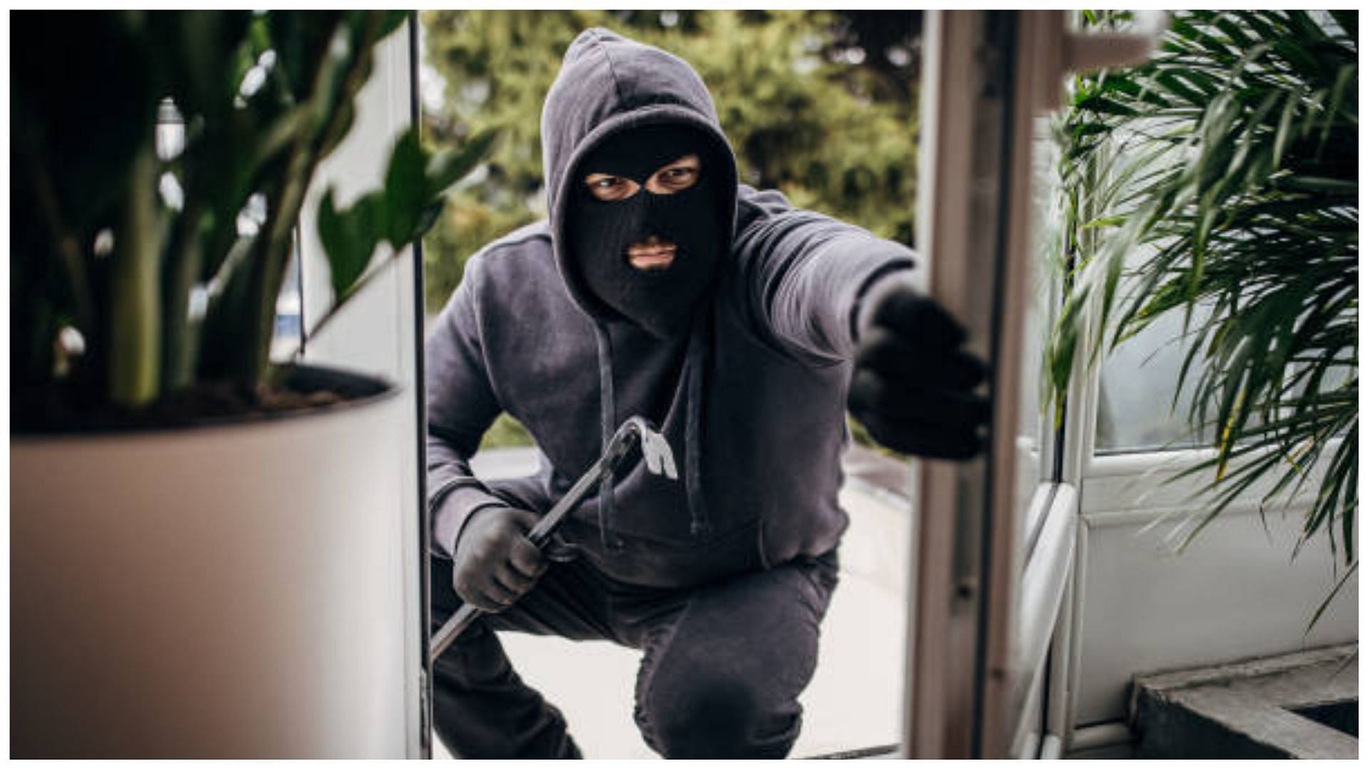 Robbers are caught in a footage during Queens home invasion (Representative Image via GettyImages)