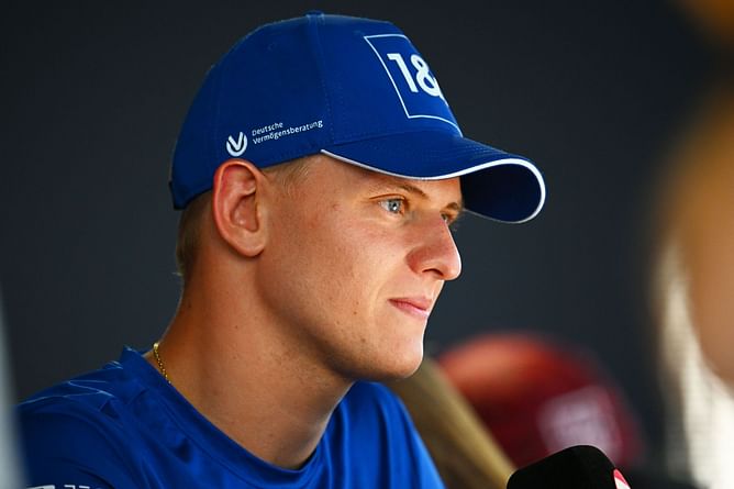 3 F1 drivers desperate for a strong Singapore GP