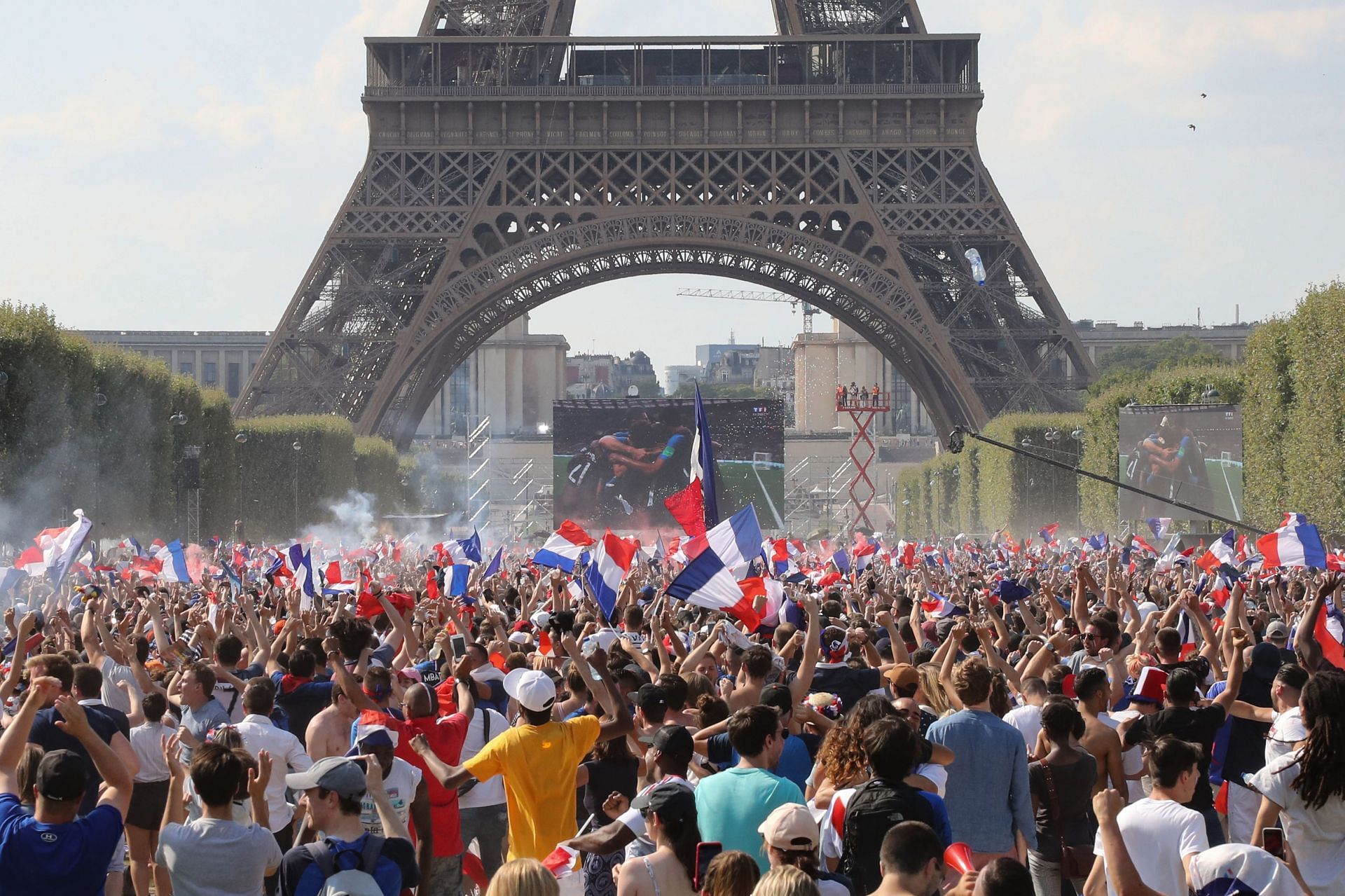 France fans celebrate World Cup triumph