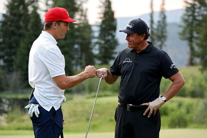 Are Tom Brady and Phil Mickelson friends?