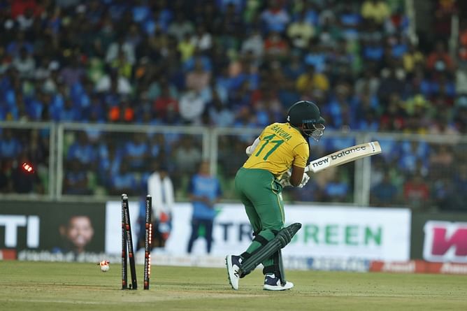 IND vs SA 2022: [Watch] Arshdeep Singh & Deepak Chahar share 5 wickets in a sensational 15-ball burst in 1st T20I
