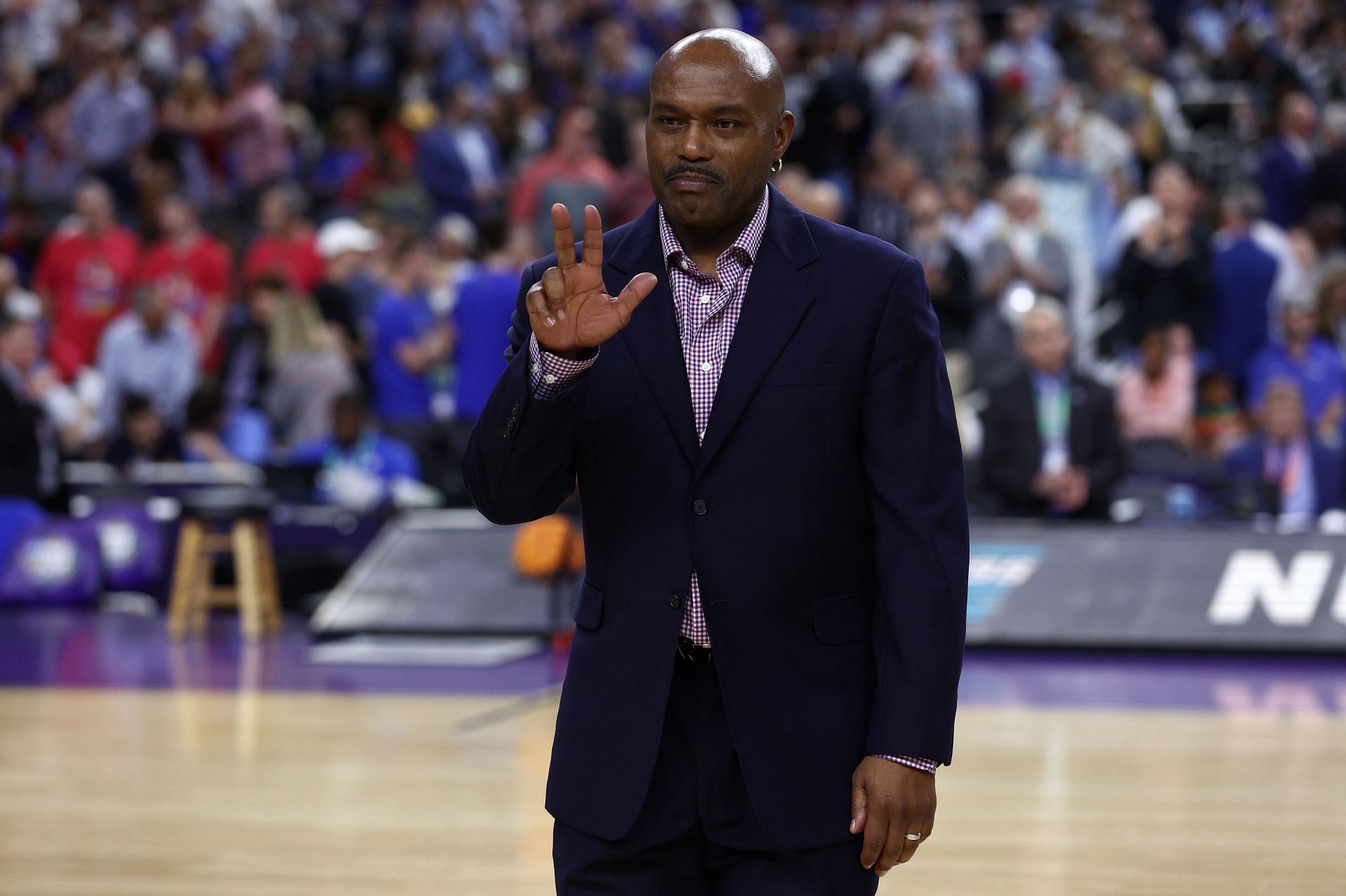 Tim Hardaway is part of the Hall of Fame Class of 2022