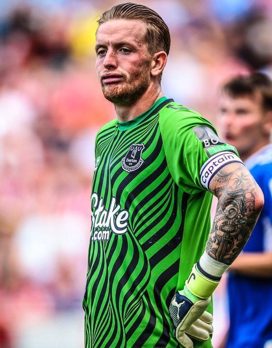 5 goalkeepers with best save percentage in the Premier League this season