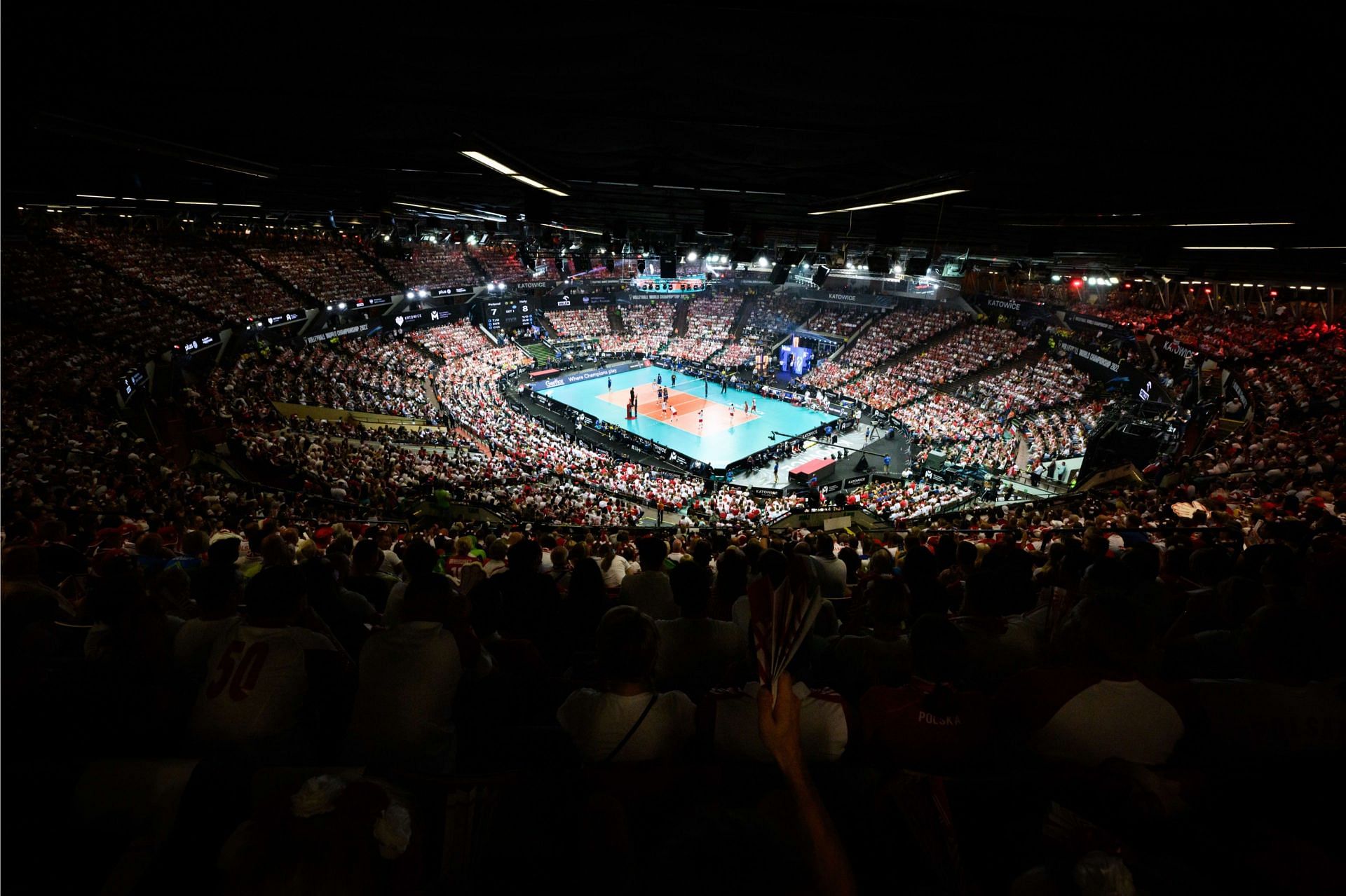 A packed stadium on the final day of the international volleyball tournament (Image via Volleyball World)