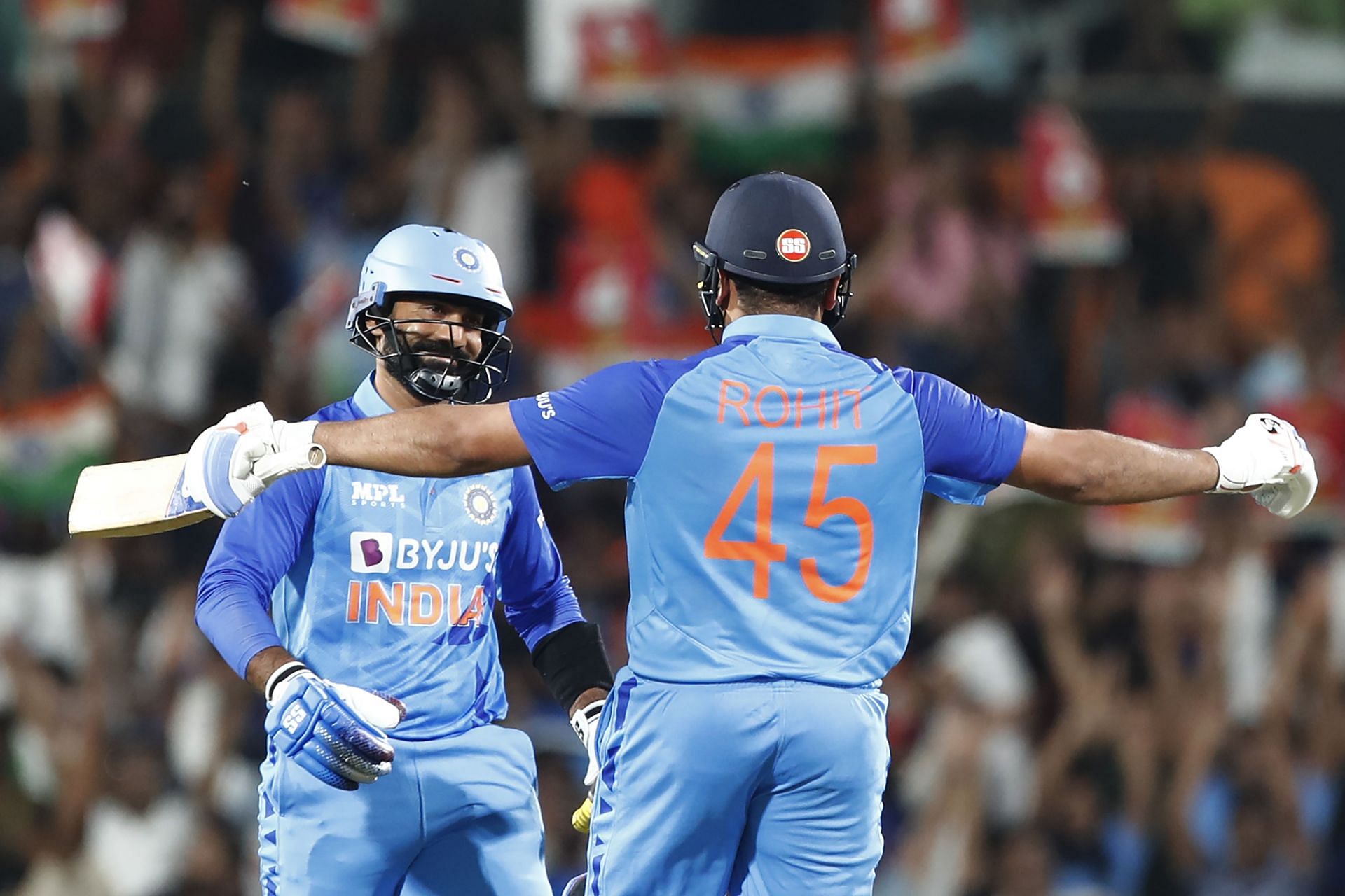 India v Australia - T20 International Series: Game 2