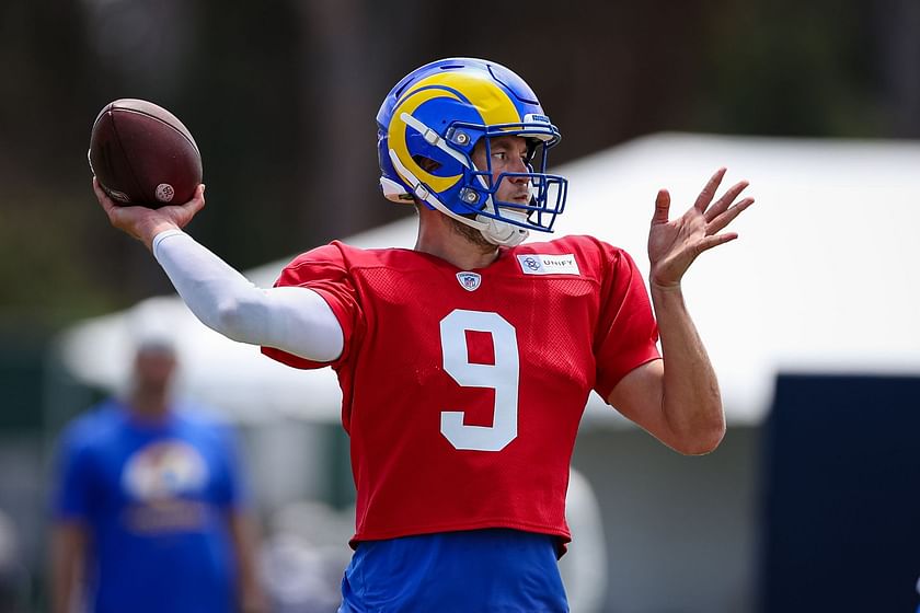 Matthew Stafford throws passes in Rams' camp practice opener