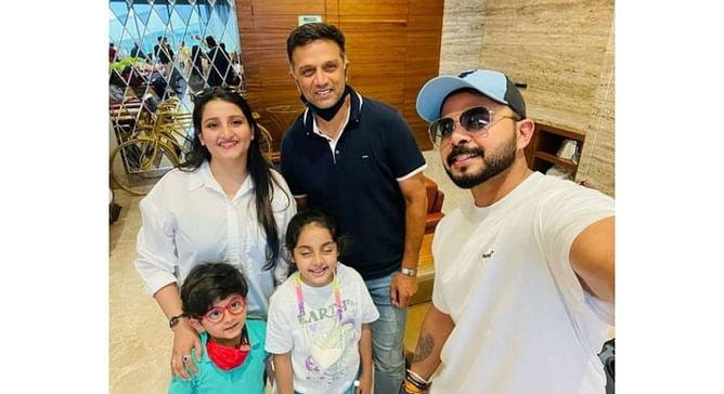 [In Picture] “The legend himself, my first Indian captain” – Sreesanth bumps into head coach Rahul Dravid