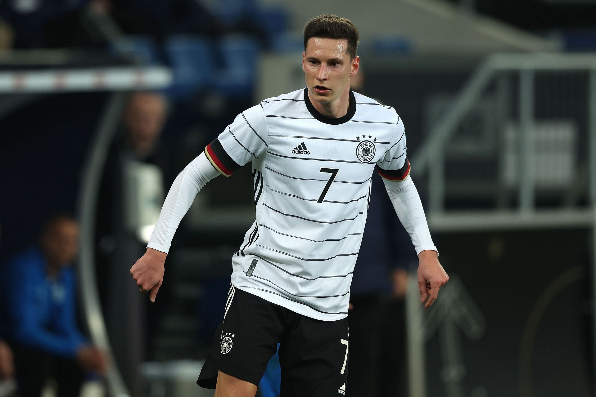 Julian Draxler has joined Benfica on loan.