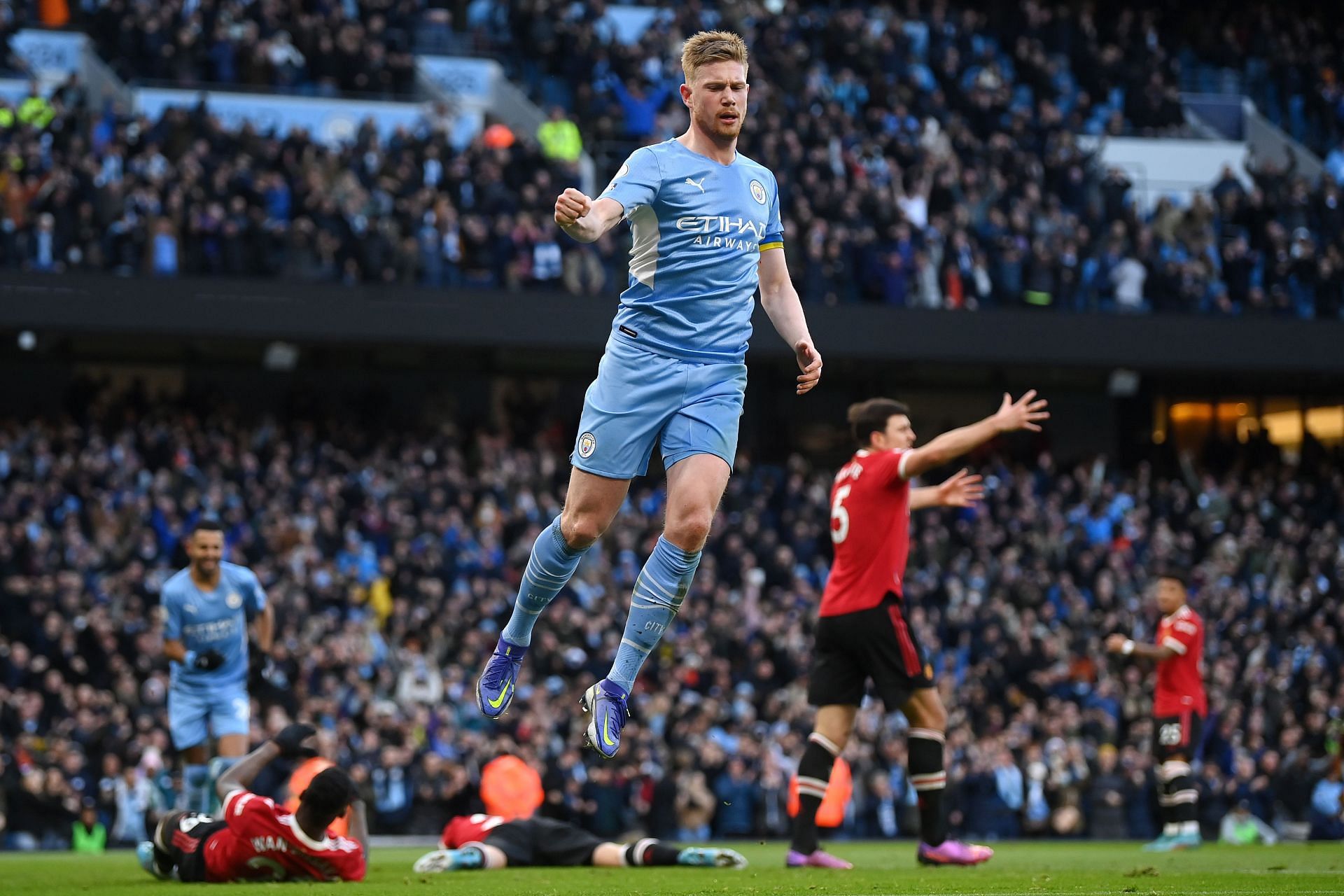 Manchester City v Manchester United - Premier League