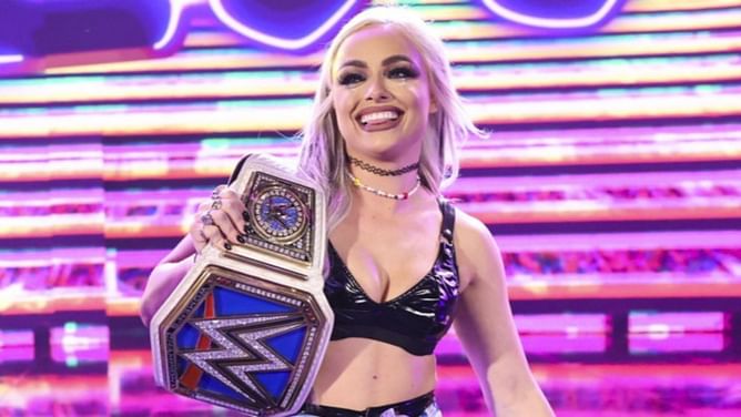 Top female WWE Superstar teases challenging Liv Morgan for the SmackDown Women's Championship