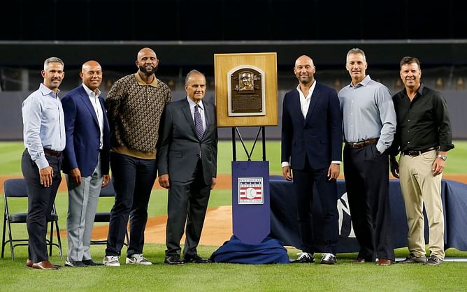 "Let me tell you something. You better cheer" - Derek Jeter used his unrivaled charisma to get New York Yankees fans to cheer for Hal Steinbrenner and Brian Cashman at his HOF tribute ceremony