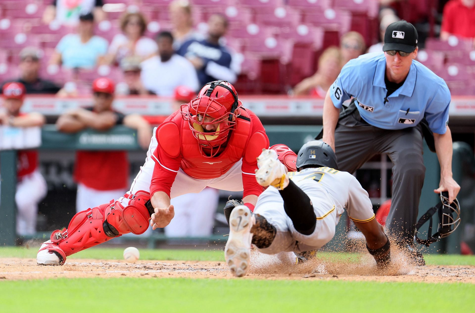 Pittsburgh Pirates v Cincinnati Reds