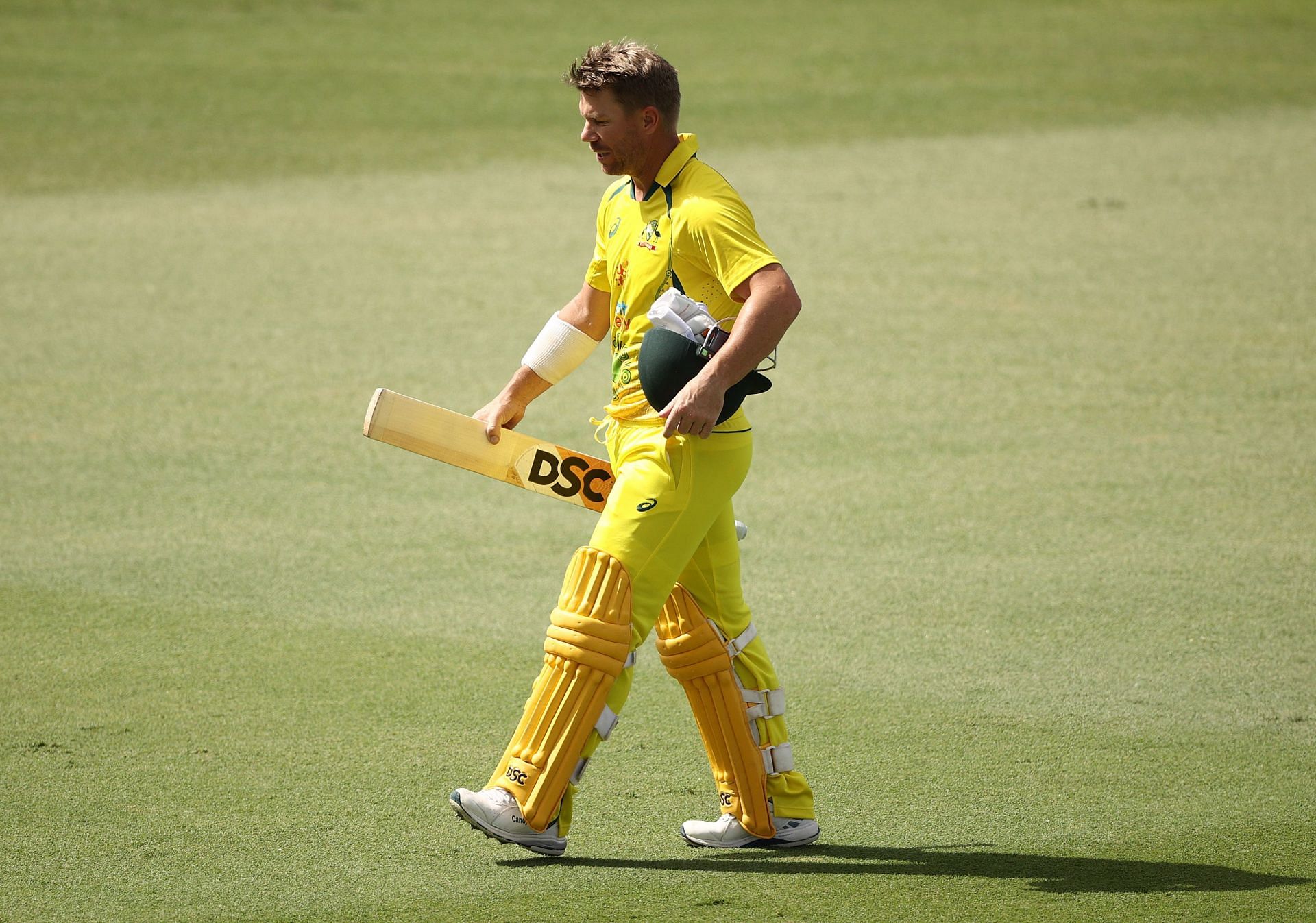 Australia v New Zealand - One Day International Series: Game 2