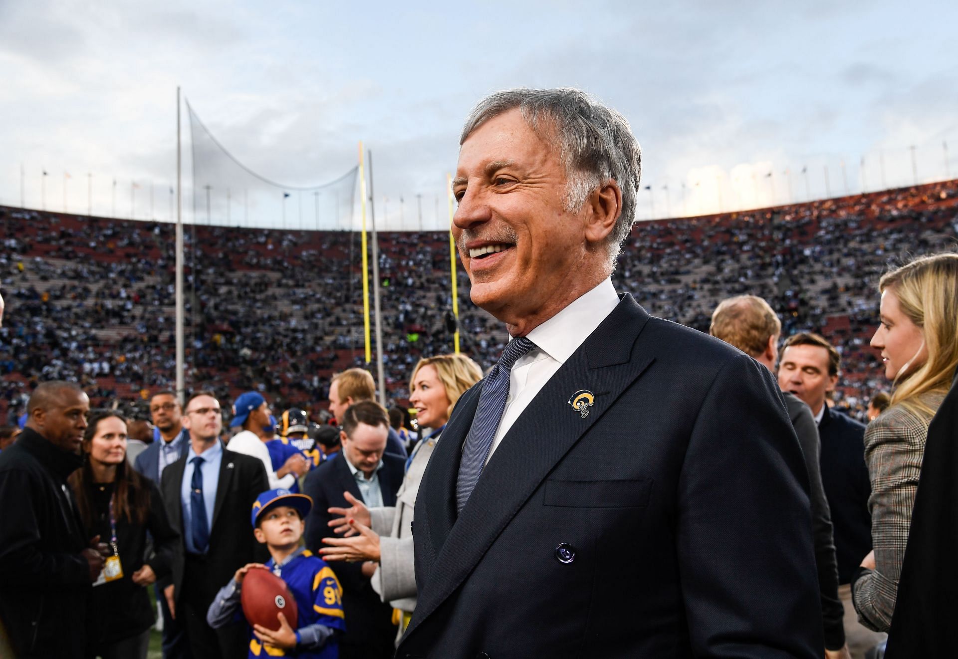 NFL, Stan Kroenke to pay $790M to settle suit over Rams' LA move