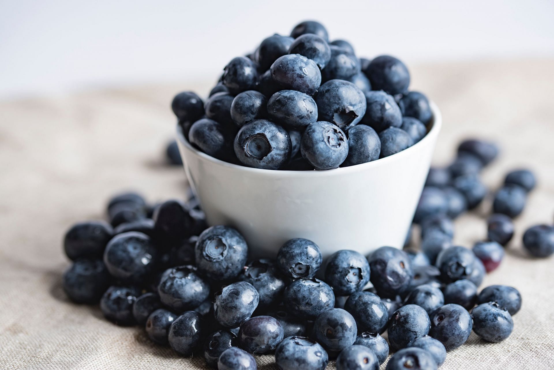 Blueberries are allowed in Phase 2 (Image via Unsplash/Joanna Kosinska)