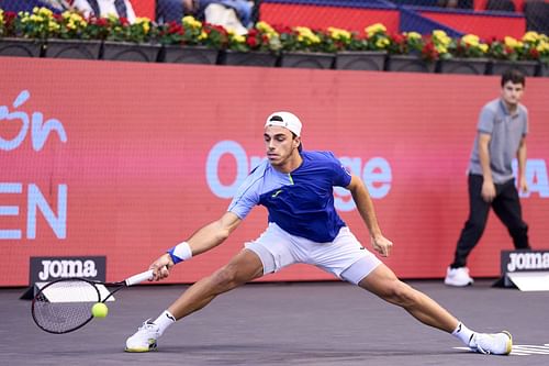 Francisco Cerundolo attempts to reach the ball at the Gijon Open