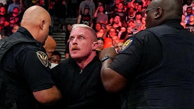 "I've never seen anyone miss the cake" - WWE Legend on Dexter Lumis ruining a birthday party