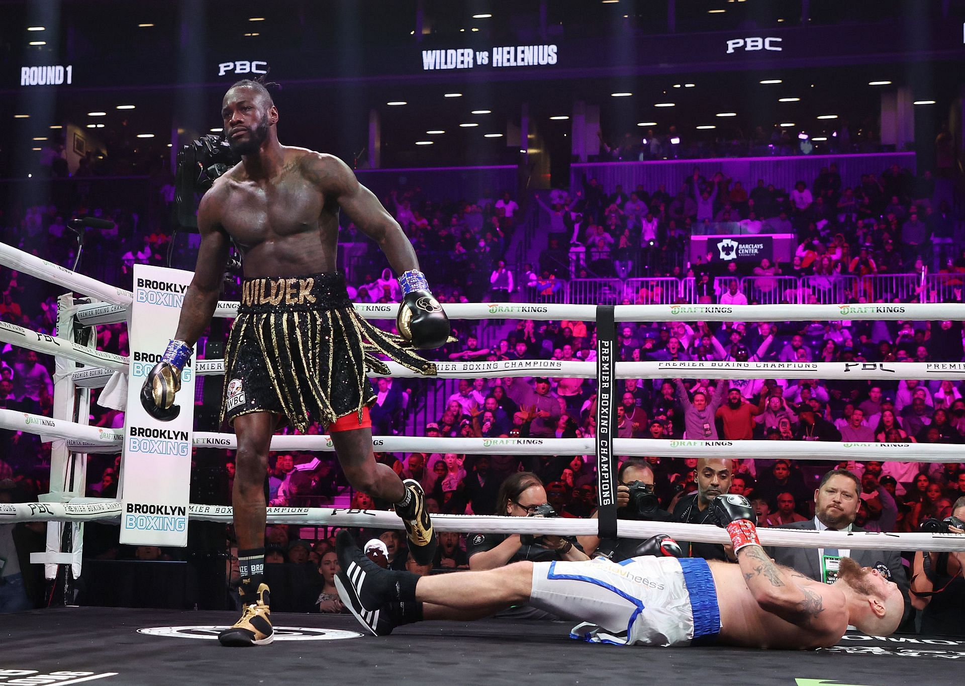 Deontay Wilder v Robert Helenius