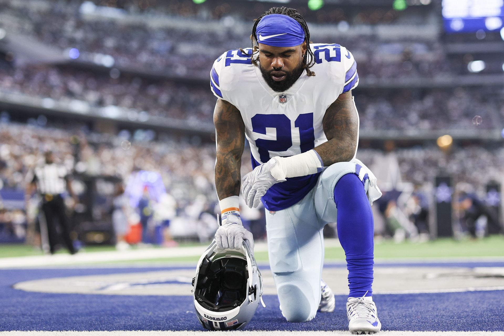 Ezekiel Elliott predictions: Prop bet picks and why he'll go over on  yardage and TDs in 2021 NFL season - DraftKings Network