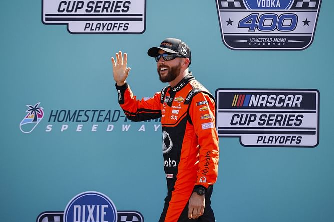What is the 'grandfather clock' that Ross Chastain wants for NASCAR Martinsville race this weekend?