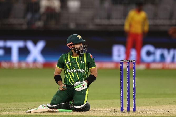 T20 World Cup 2022: "They weren't able to forget the 152/0 against India" - Salman Butt blasts Pakistan after back-to-back losses