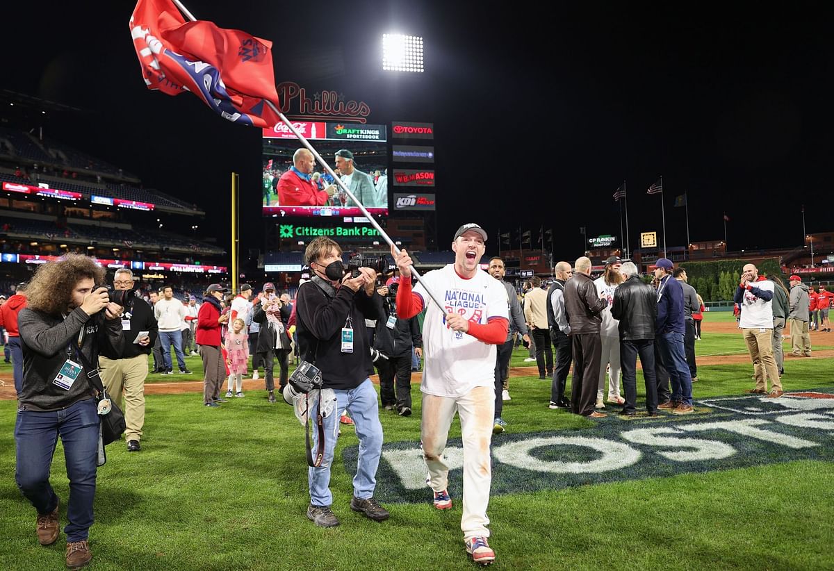 Citizens Bank Park: Charting the Dimensions and Capacity of the ...