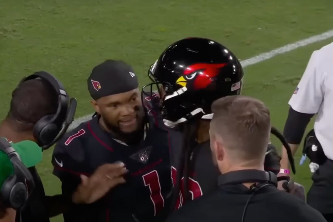 Cardinals QB Kyler Murray (#1) yelling at HC Kliff Kingsbury. Source: Highlight Heaven 