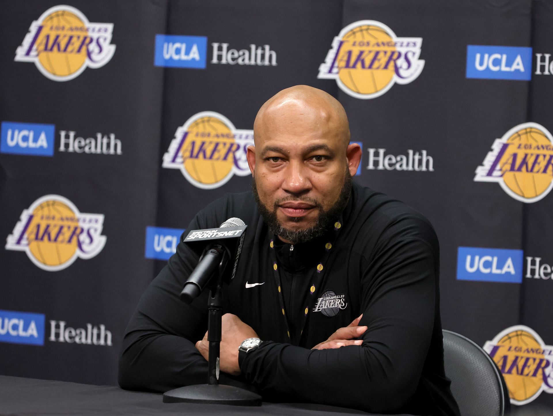 Head coach Darvin Ham of the Los Angeles Lakers