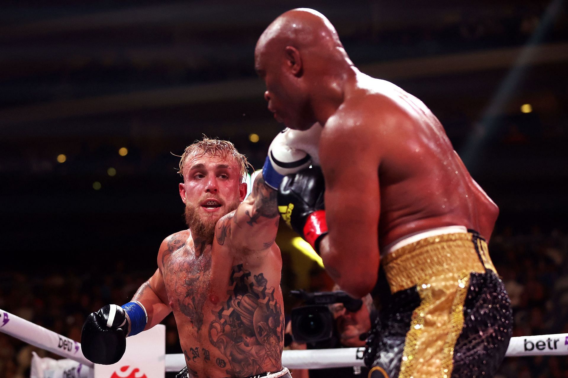 Jake Paul v Anderson Silva