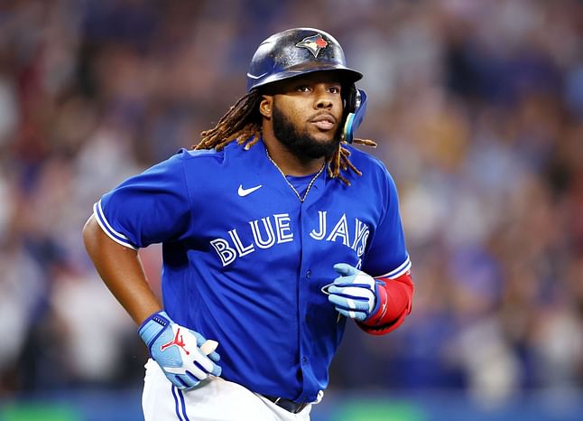 MLB DFS Picks Today: Top DraftKings & FanDuel Stacks and Projected lineups - October 4 | 2022 MLB Season