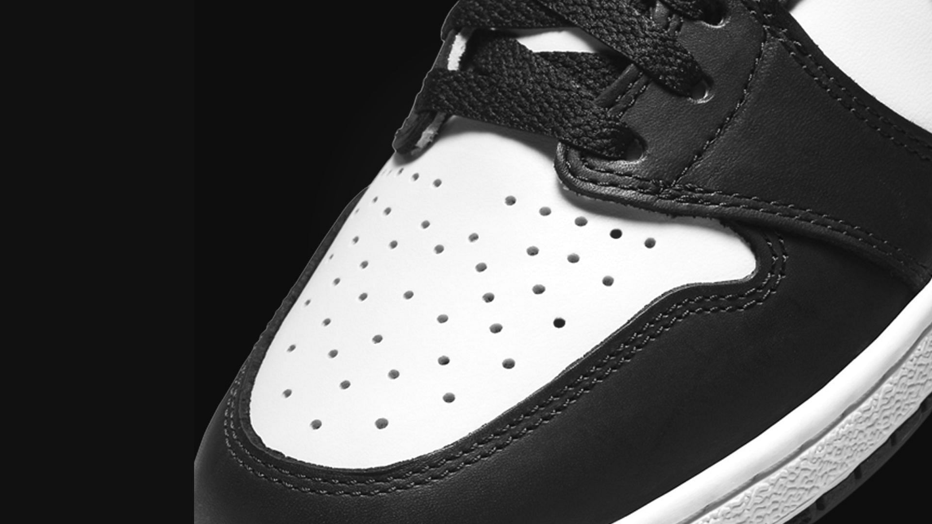 Here&#039;s a detailed look at the toe tops of these shoes (Image via Nike)