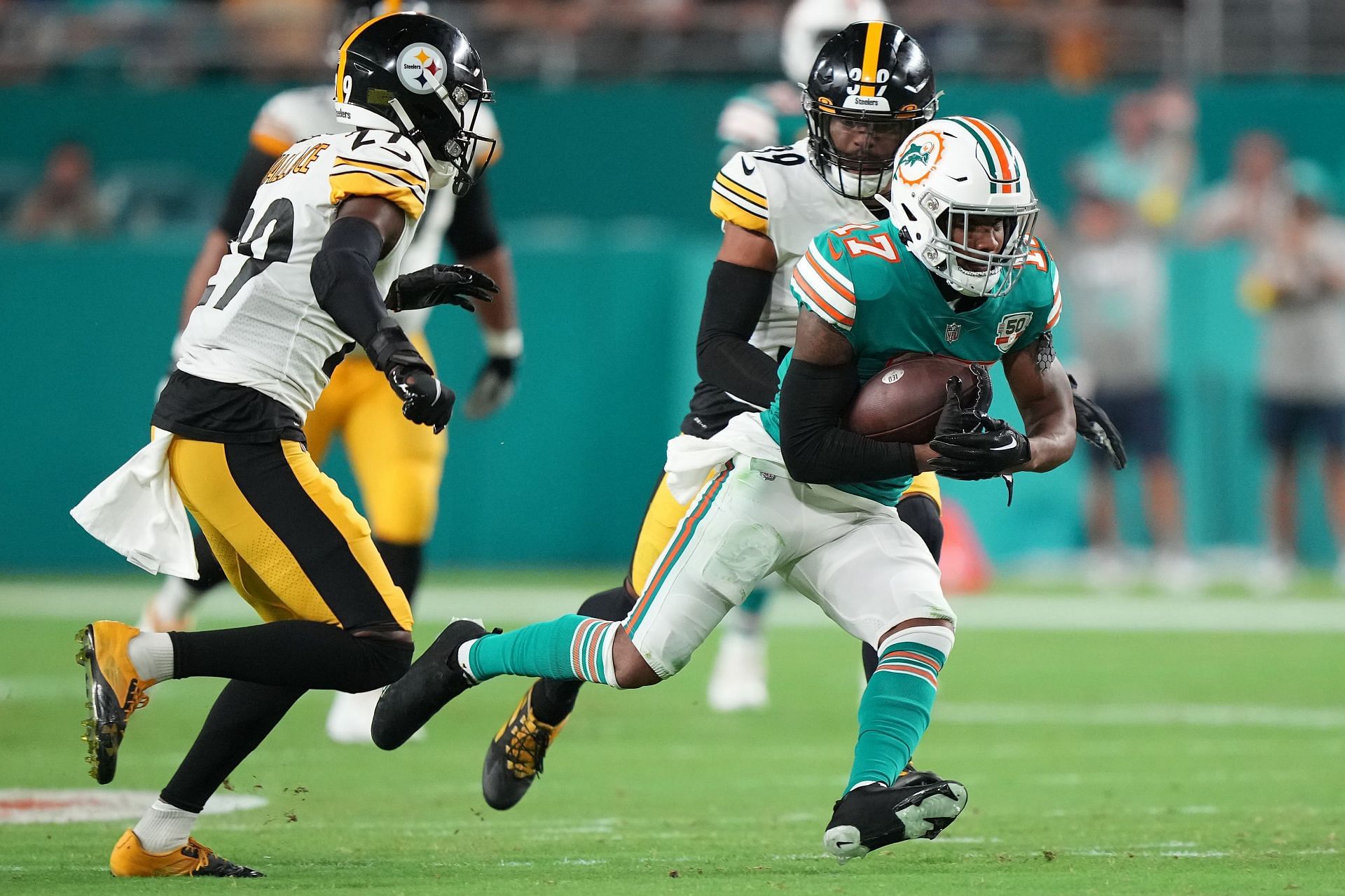 Who won the Steelers vs. Dolphins game last night?