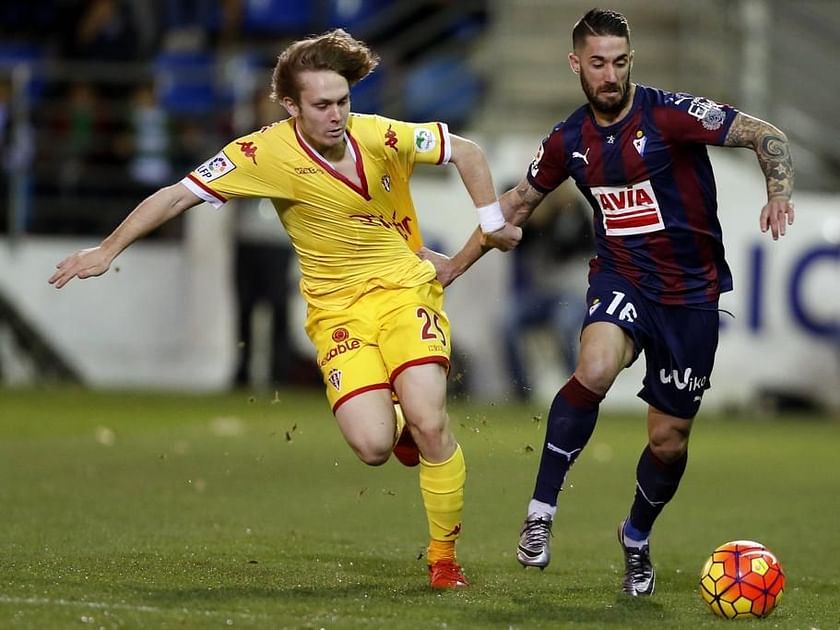 Sporting Gijon kick-off Spanish season, Football