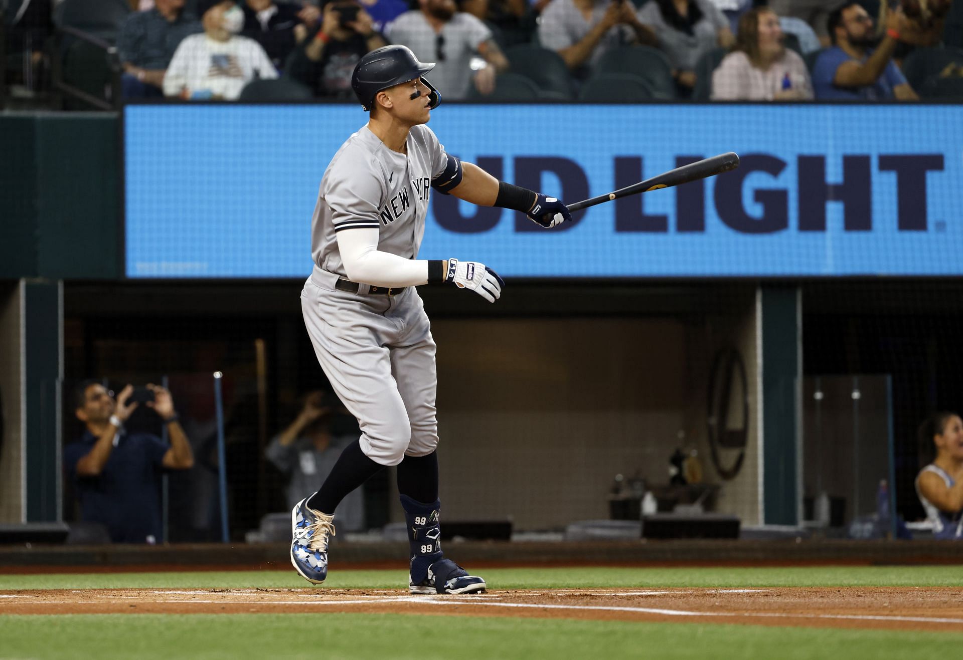 Estimated value of Aaron Judge's 62nd home run ball with Yankees, revealed