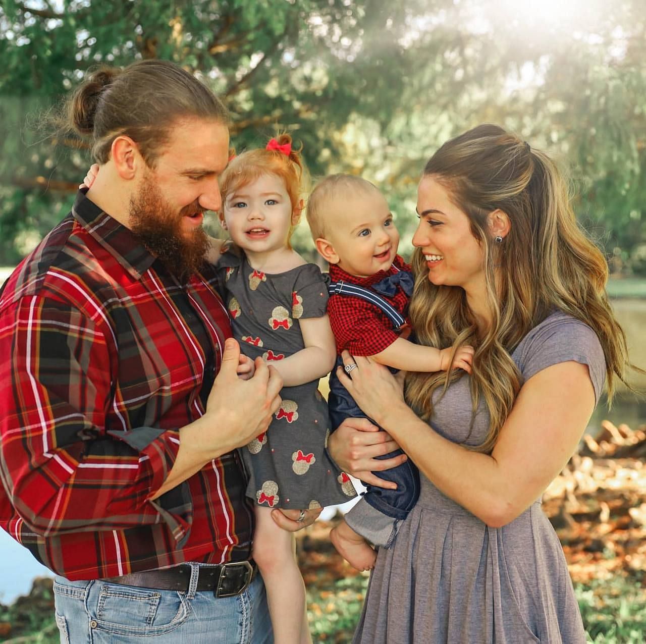 Wesley Blake with his children and wife