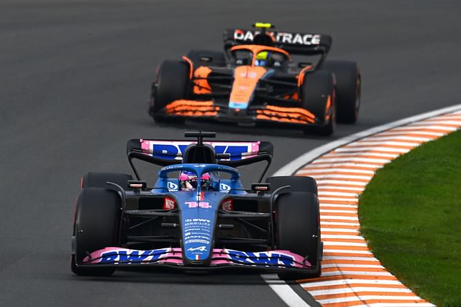 McLaren not getting 'carried away' in 'close' battle with Alpine for P4 despite great result at Singapore GP - Andreas Seidl