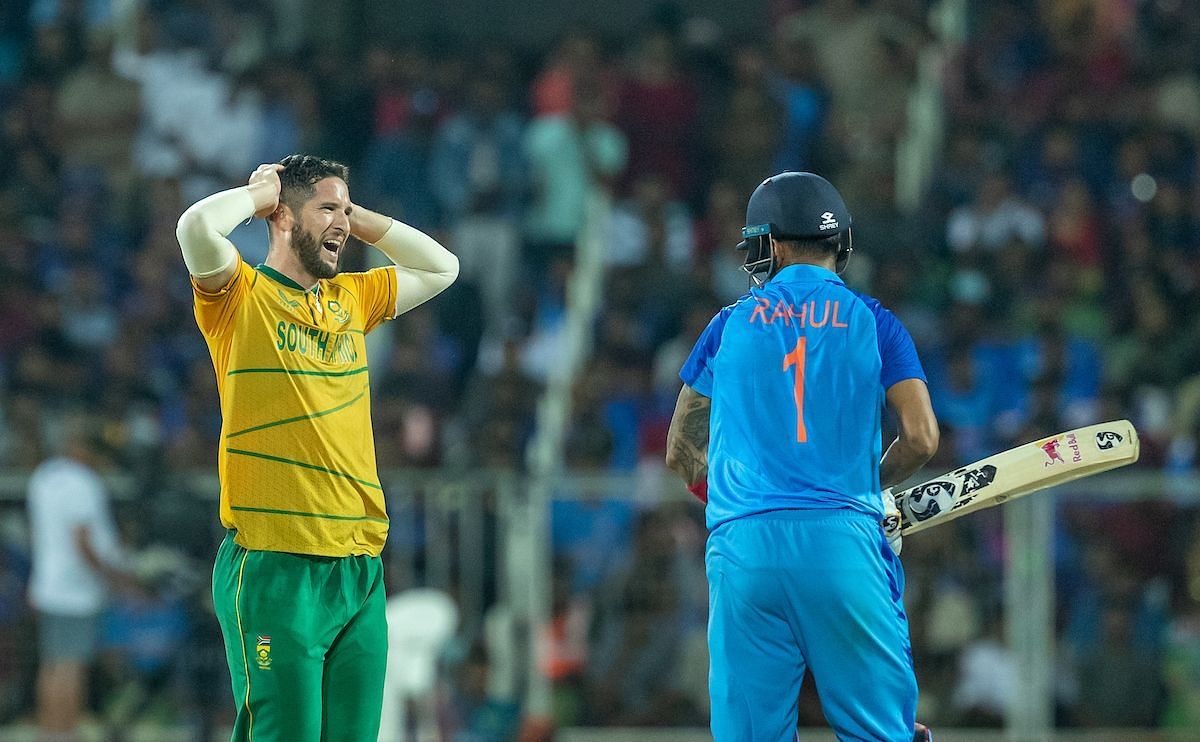 Wayne Parnell claimed figures of 4-0-14-0 in the first T20I. (Credits: Getty)