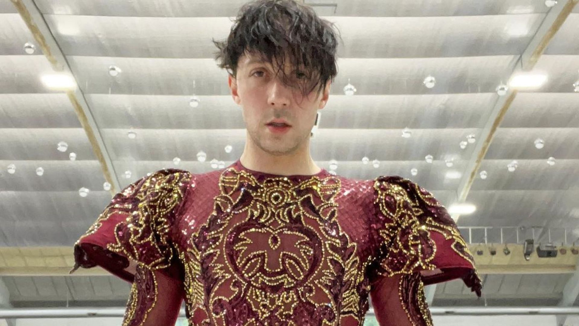 Olympian Johnny Weir to appear on Criss Angel