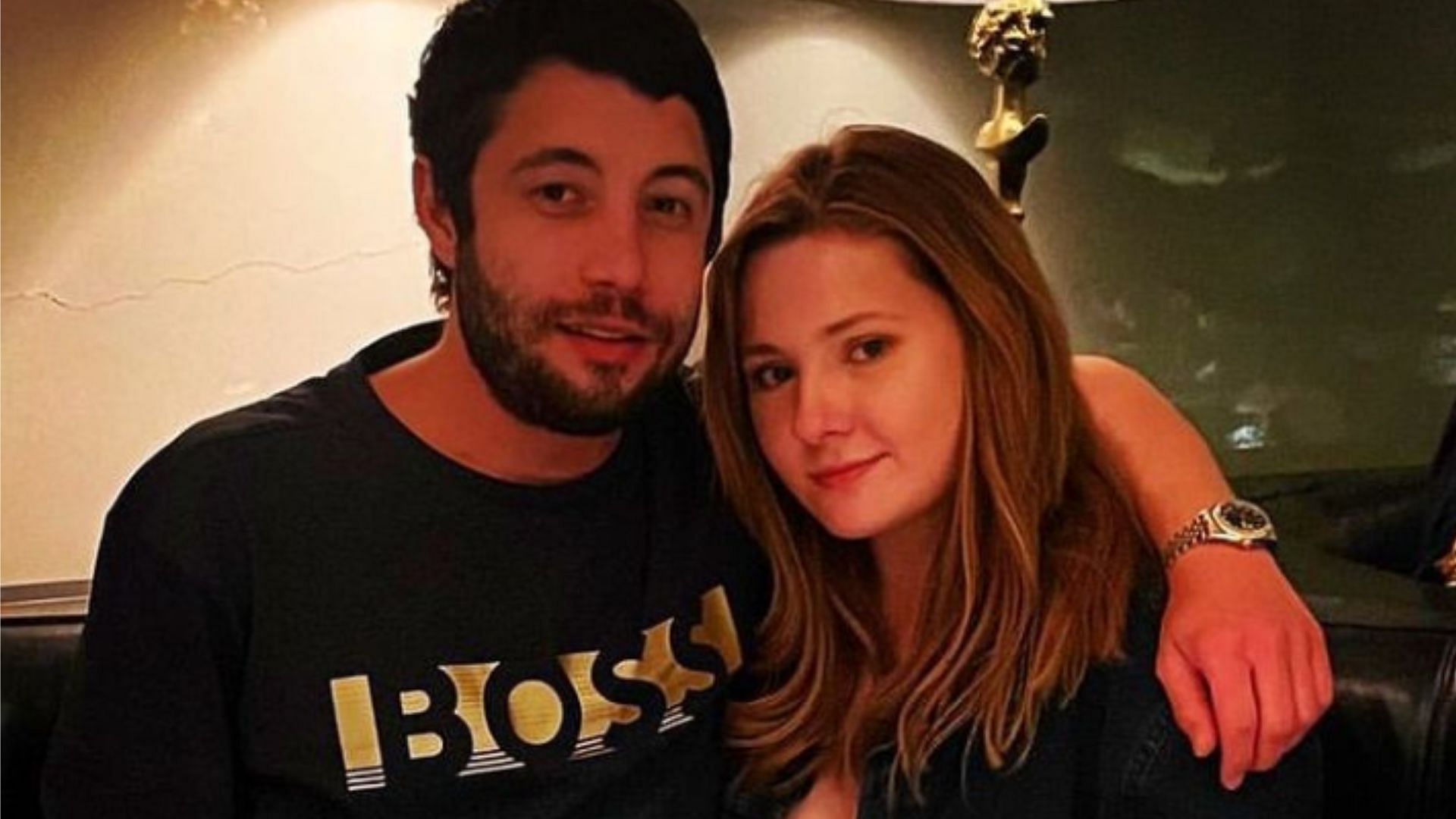 Abigail Breslin notes &quot;happy, healthy relationship&quot; with fianc&eacute; Ira Kunyansky as she recounts her past as a domestic abuse survivor (Image via @abbienormal9/Instagram). 