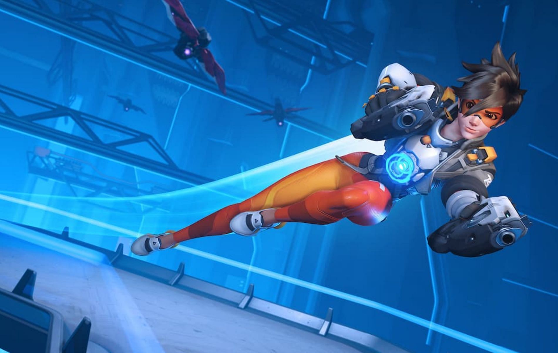 Tracer&rsquo;s slithery moves make him a pretty annoying DPS character to deal with (Image via Blizzard Entertainment)