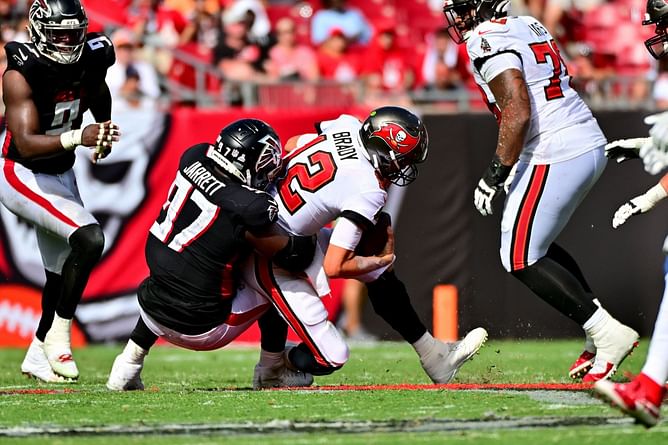 Referees favor Tom Brady again as controversial call leads to Buccaneers win against Falcons