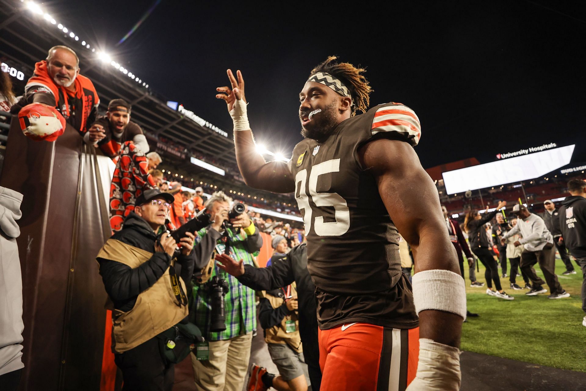 Browns DE Myles Garrett is the Bryant & Stratton Player of the Game vs  Patriots